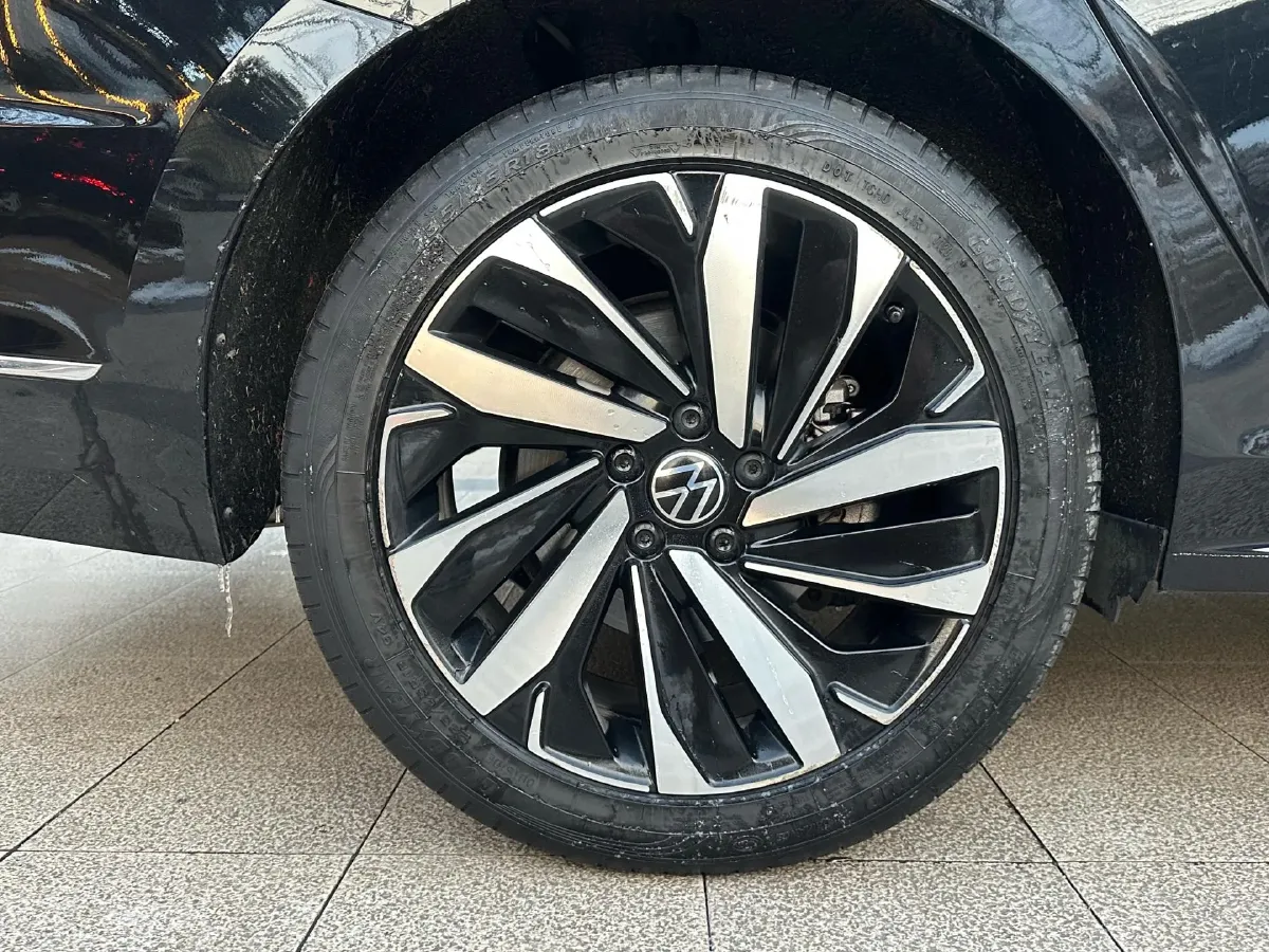 2023 Volkswagen Passat 2.0T 186HP L4 7DCT,autocango,china used car exporter,china ev exporter,chinese used car exporter,chinese used ev exporter