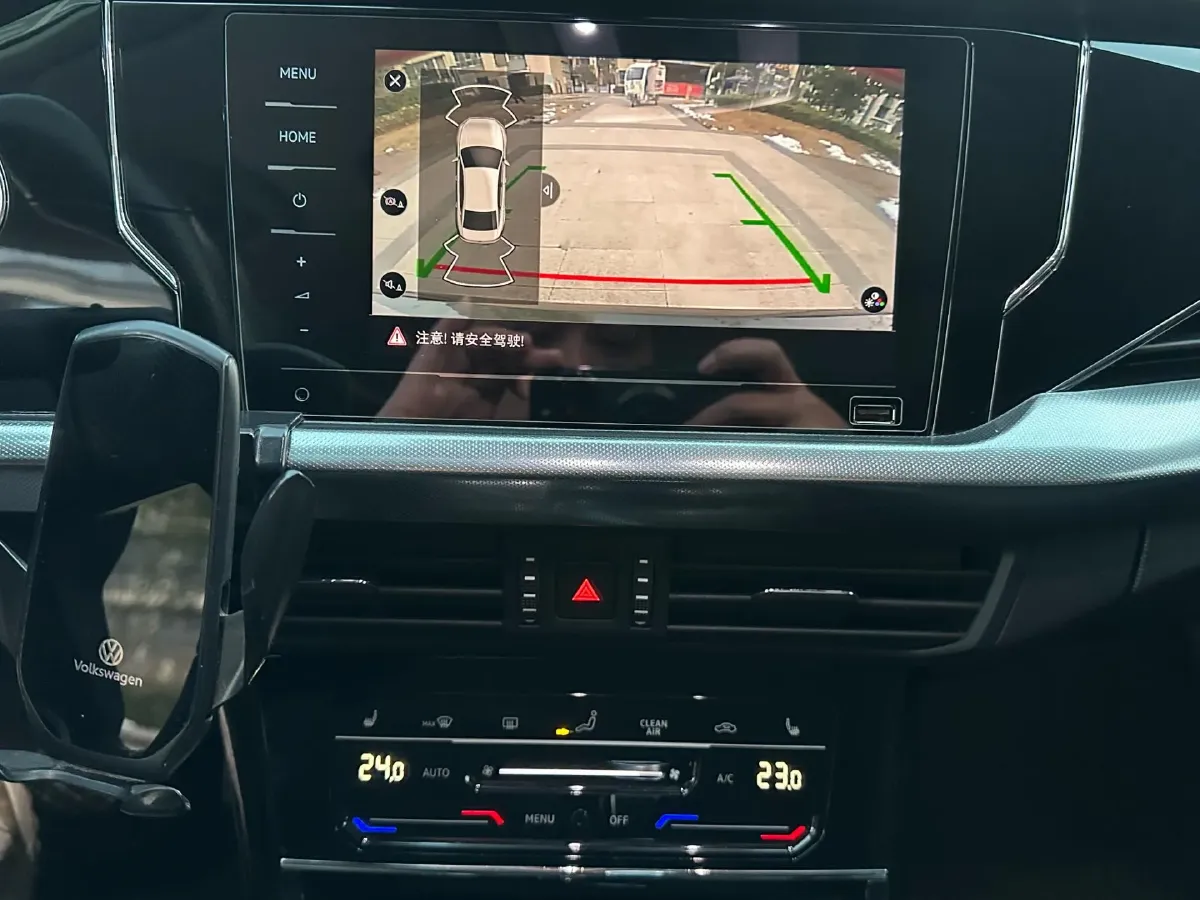2023 Volkswagen Passat 2.0T 186HP L4 7DCT,autocango,china used car exporter,china ev exporter,chinese used car exporter,chinese used ev exporter