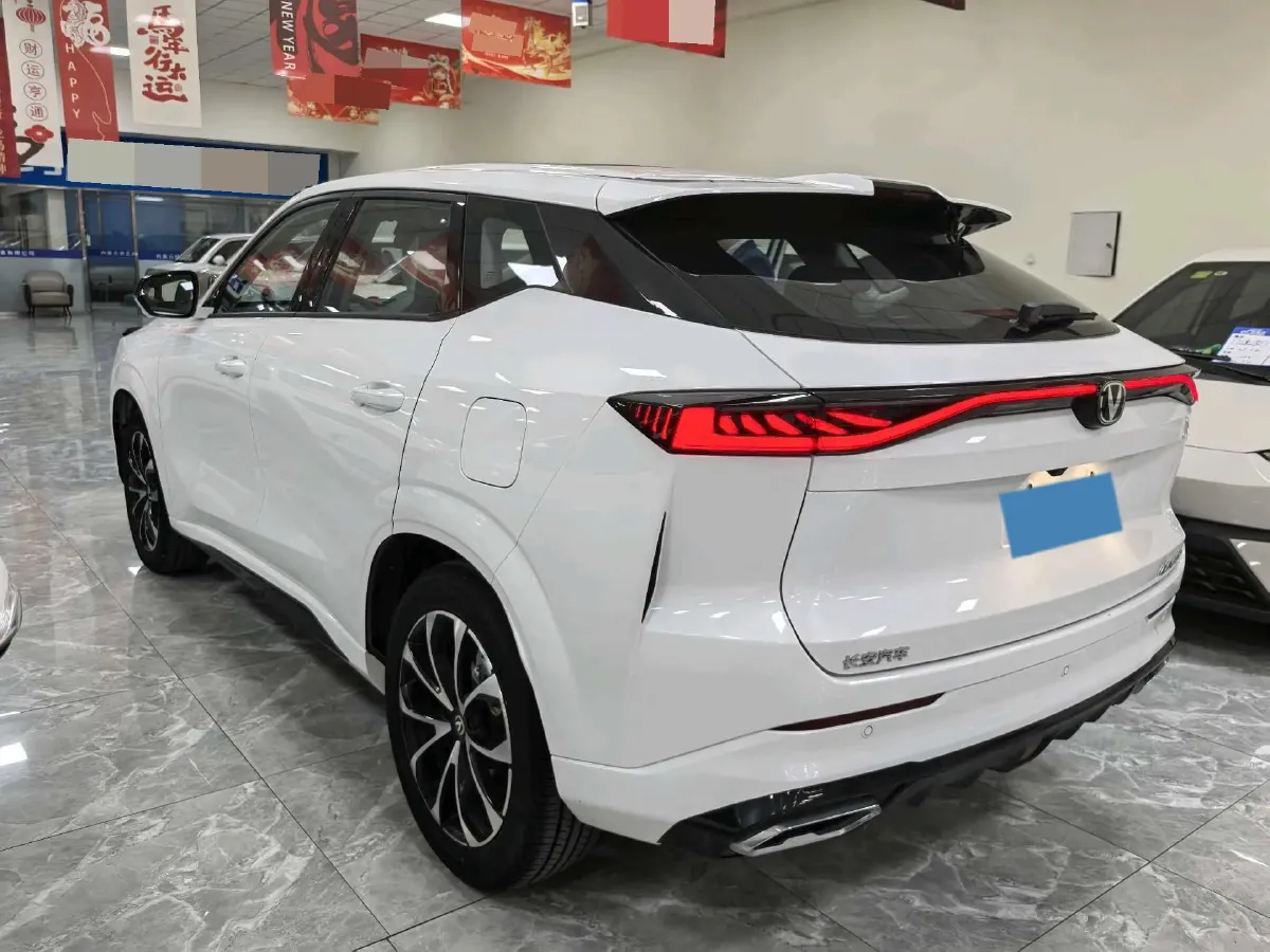2024 ChangAn UNI-Z 1.5L 98HP L4 E-CVT PHEV 18.4KWH,autocango,china used car exporter,china ev exporter,chinese used car exporter,chinese used ev exporter