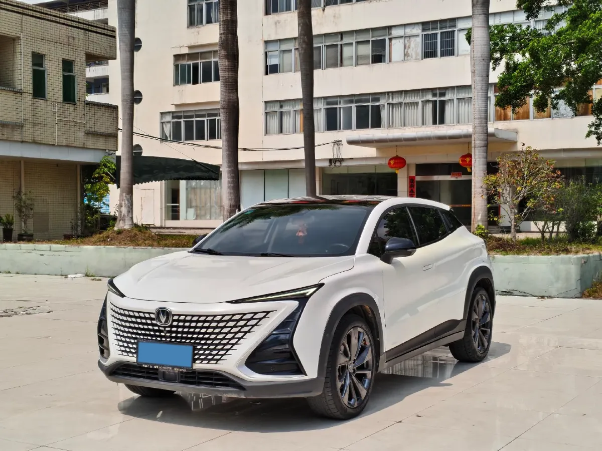 2020 ChangAn UNI-T 1.5T 180HP L4 7DCT,autocango,china used car exporter,china ev exporter,chinese used car exporter,chinese used ev exporter