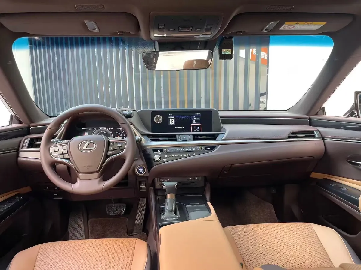 2020 Lexus ES 2.5L 178HP L4 E-CVT Hybrid,autocango,china used car exporter,china ev exporter,chinese used car exporter,chinese used ev exporter