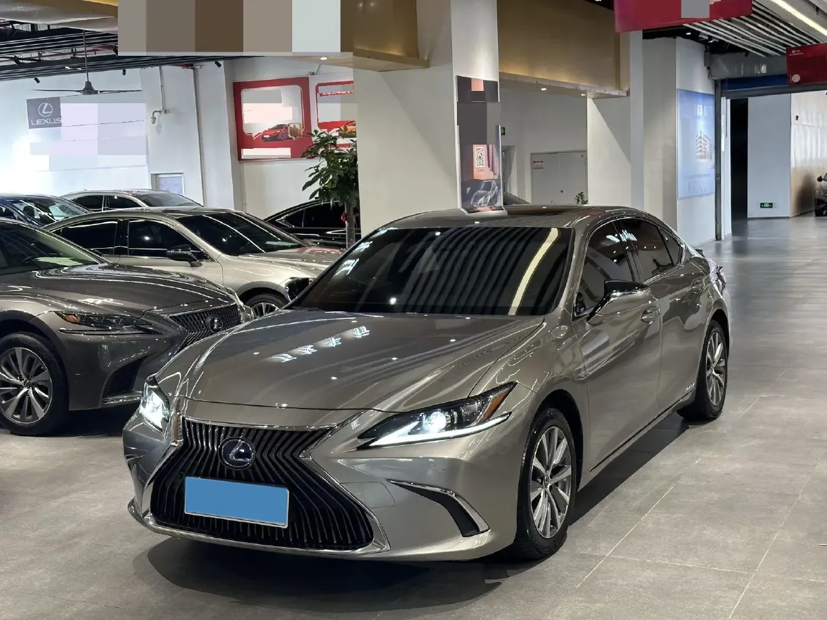 2020 Lexus ES 2.5L 178HP L4 E-CVT Hybrid,autocango,china used car exporter,china ev exporter,chinese used car exporter,chinese used ev exporter