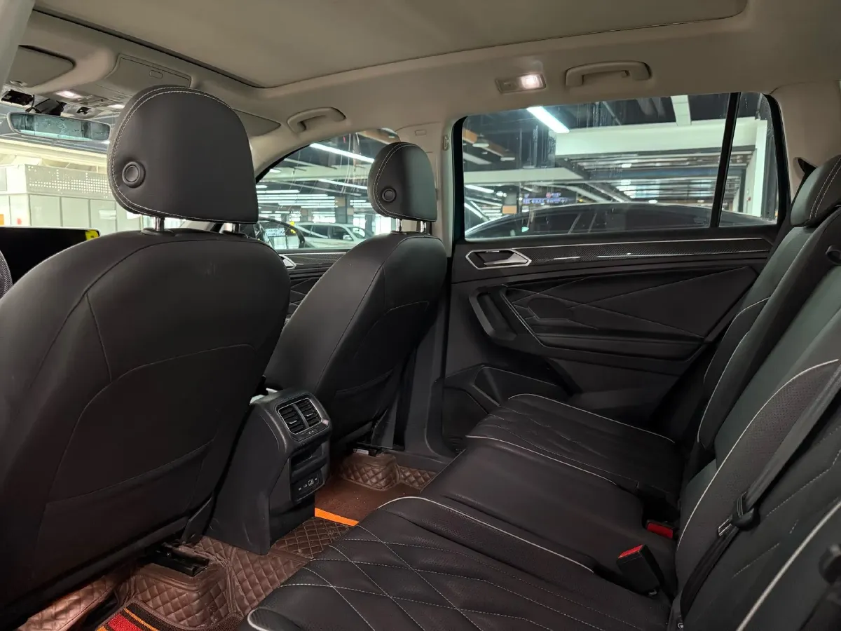 2022 Toyota Wildlander 2.5L 178HP L4 E-CVT Hybrid,autocango,china used car exporter,china ev exporter,chinese used car exporter,chinese used ev exporter