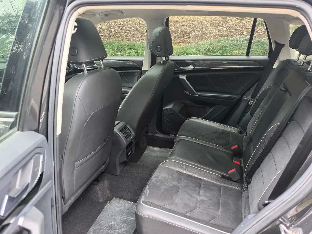 2019 Volkswagen Tayron 2.0T 186HP L4 7DCT,autocango,china used car exporter,china ev exporter,chinese used car exporter,chinese used ev exporter