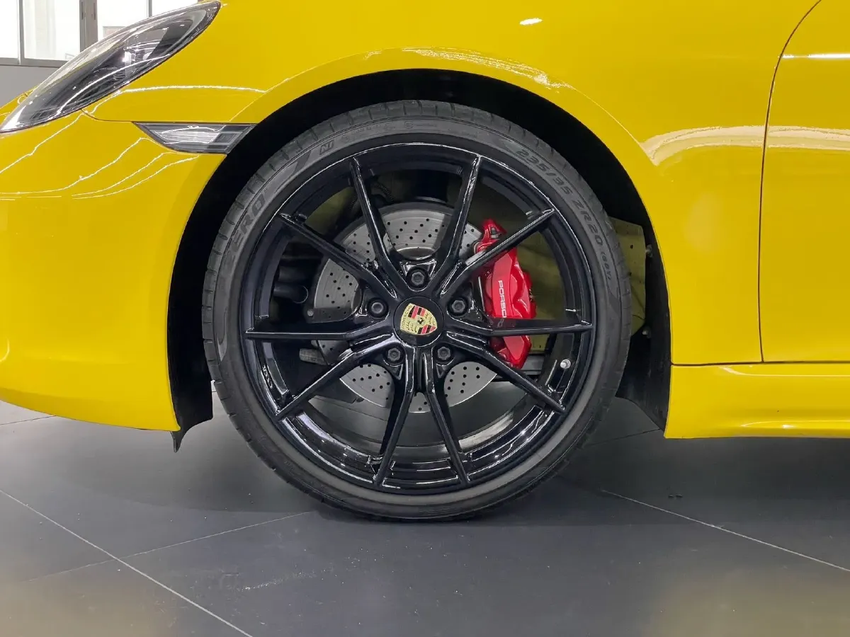 2022 Porsche 718 2.0T 250HP H4 7DCT,autocango,china used car exporter,china ev exporter,chinese used car exporter,chinese used ev exporter