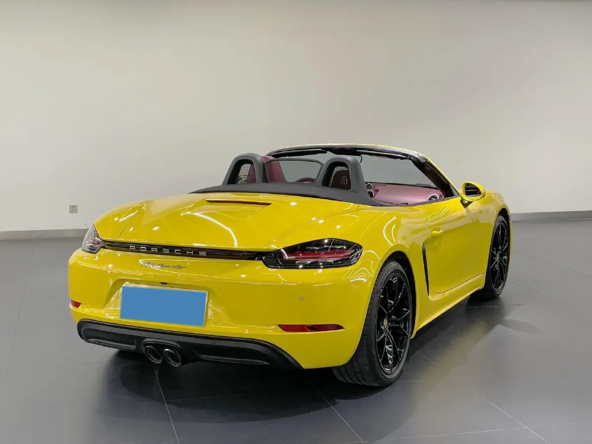 2022 Porsche 718 2.0T 250HP H4 7DCT,autocango,china used car exporter,china ev exporter,chinese used car exporter,chinese used ev exporter