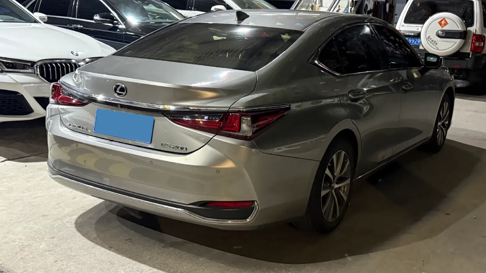2018 Lexus ES 2.0L 167HP L4 6AT,autocango,china used car exporter,china ev exporter,chinese used car exporter,chinese used ev exporter