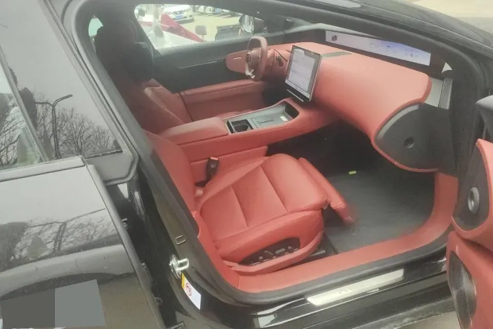 2026 Avatr 12 BEV,autocango,china used car exporter,china ev exporter,chinese used car exporter,chinese used ev exporter