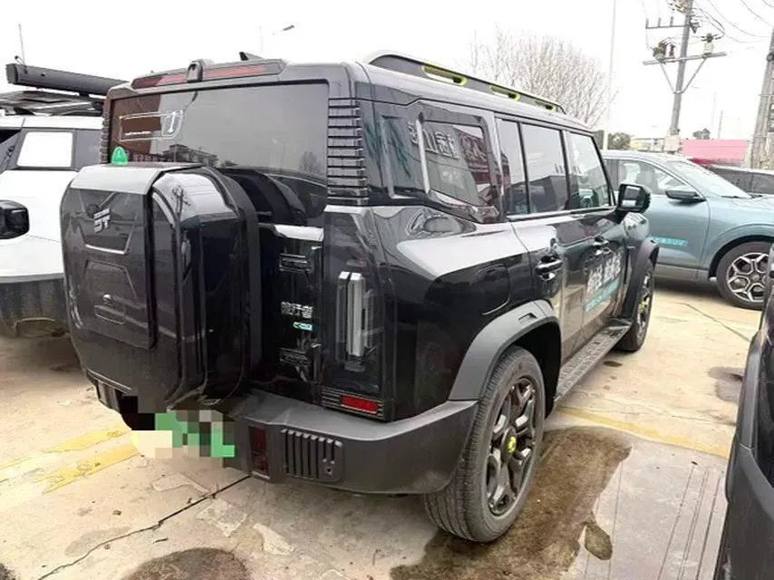 2024 Jetour ShanHai TravellerC-DM 1.5T 156HP L4 3DHT PHEV 43.24KWH,autocango,china used car exporter,china ev exporter,chinese used car exporter,chinese used ev exporter