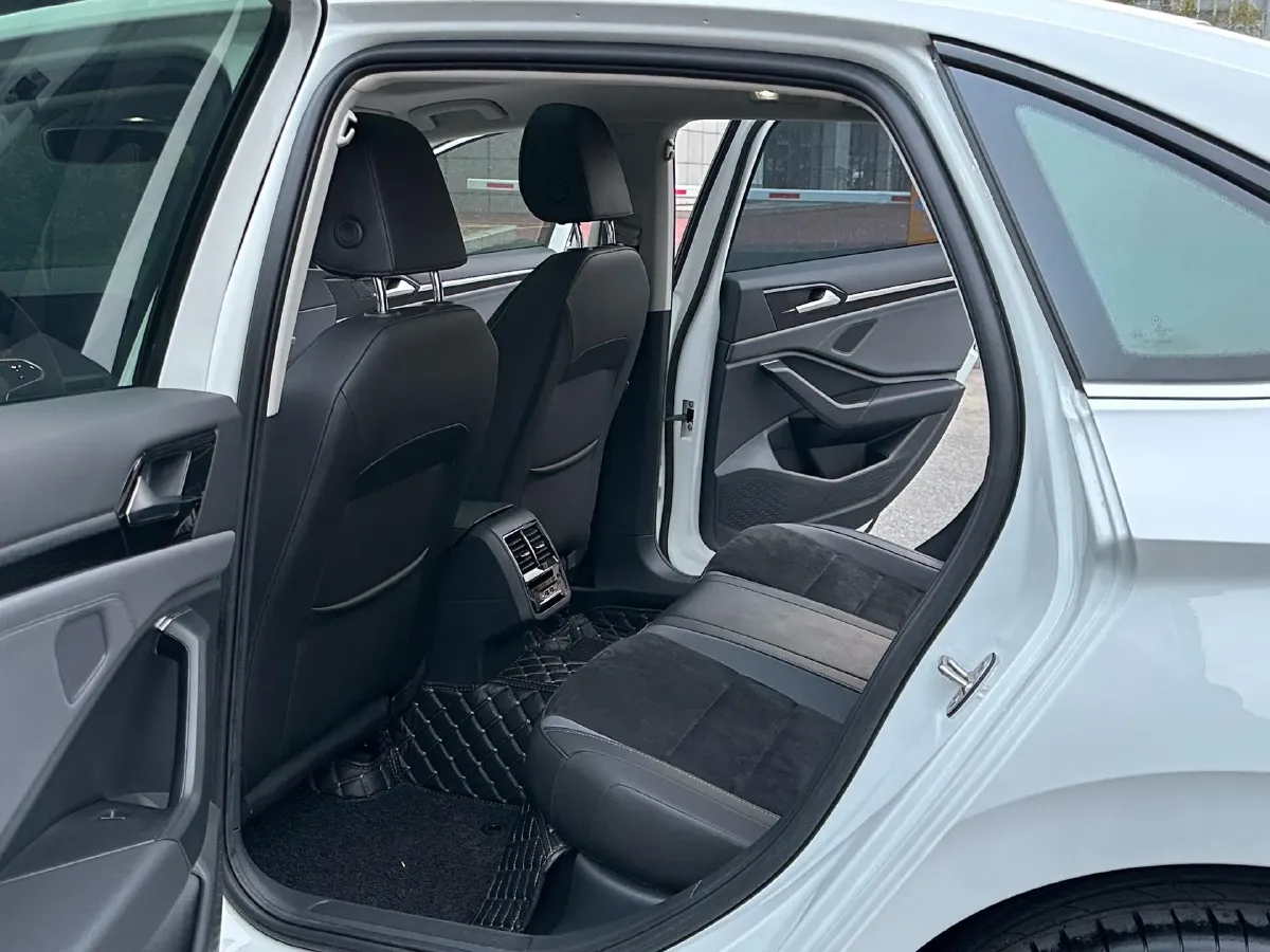 2019 Luxgen Grand 7 MPV 2.0T 188HP L4 6AT,autocango,china used car exporter,china ev exporter,chinese used car exporter,chinese used ev exporter