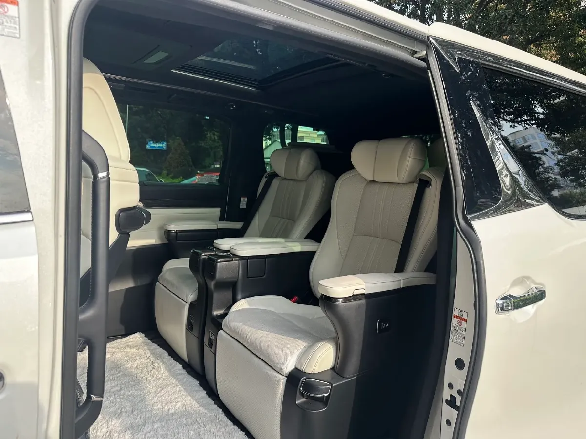 2020 Lexus LM 2.5L 117HP L4 E-CVT Hybrid,autocango,china used car exporter,china ev exporter,chinese used car exporter,chinese used ev exporter