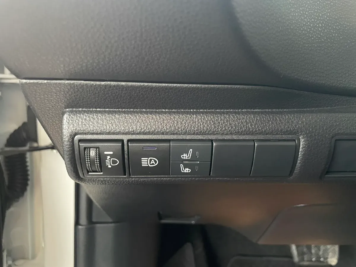 2021 Toyota Corolla 1.5L 121HP L3 CVT,autocango,china used car exporter,china ev exporter,chinese used car exporter,chinese used ev exporter