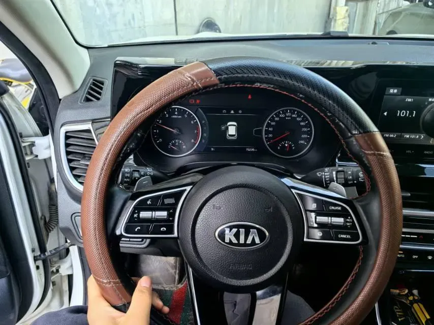 2020 Kia KX3 1.5L 115HP L4 CVT,autocango,china used car exporter,china ev exporter,chinese used car exporter,chinese used ev exporter