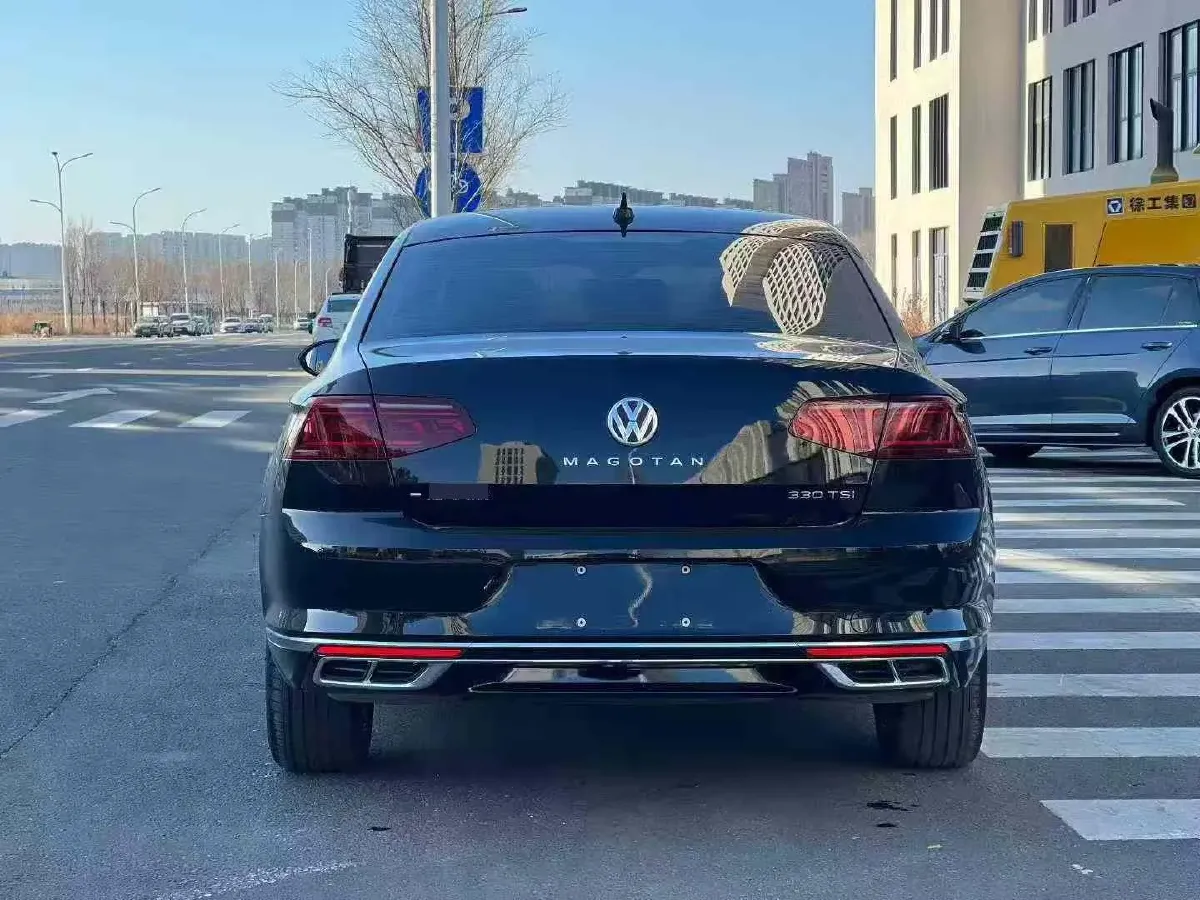 2024 Volkswagen Magotan 2.0T 186HP L4 7DCT,autocango,china used car exporter,china ev exporter,chinese used car exporter,chinese used ev exporter