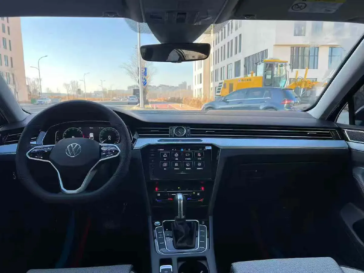 2024 Volkswagen Magotan 2.0T 186HP L4 7DCT,autocango,china used car exporter,china ev exporter,chinese used car exporter,chinese used ev exporter