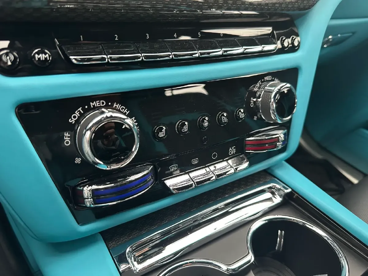 2022 Rolls-Royce Ghost 6.7T 600HP V12 8AT,autocango,china used car exporter,china ev exporter,chinese used car exporter,chinese used ev exporter