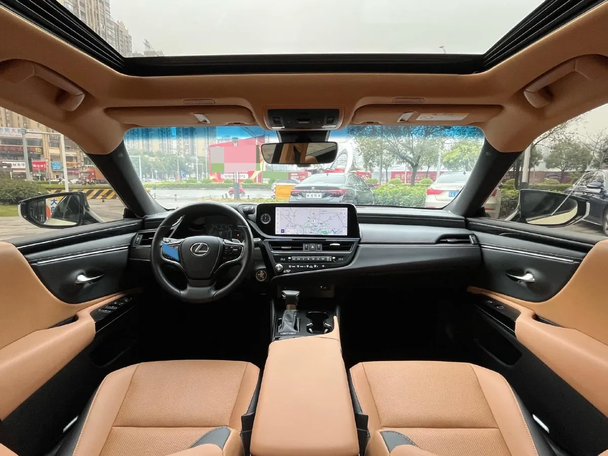 2023 Lexus ES 2.0L 173HP L4 CVT,autocango,china used car exporter,china ev exporter,chinese used car exporter,chinese used ev exporter