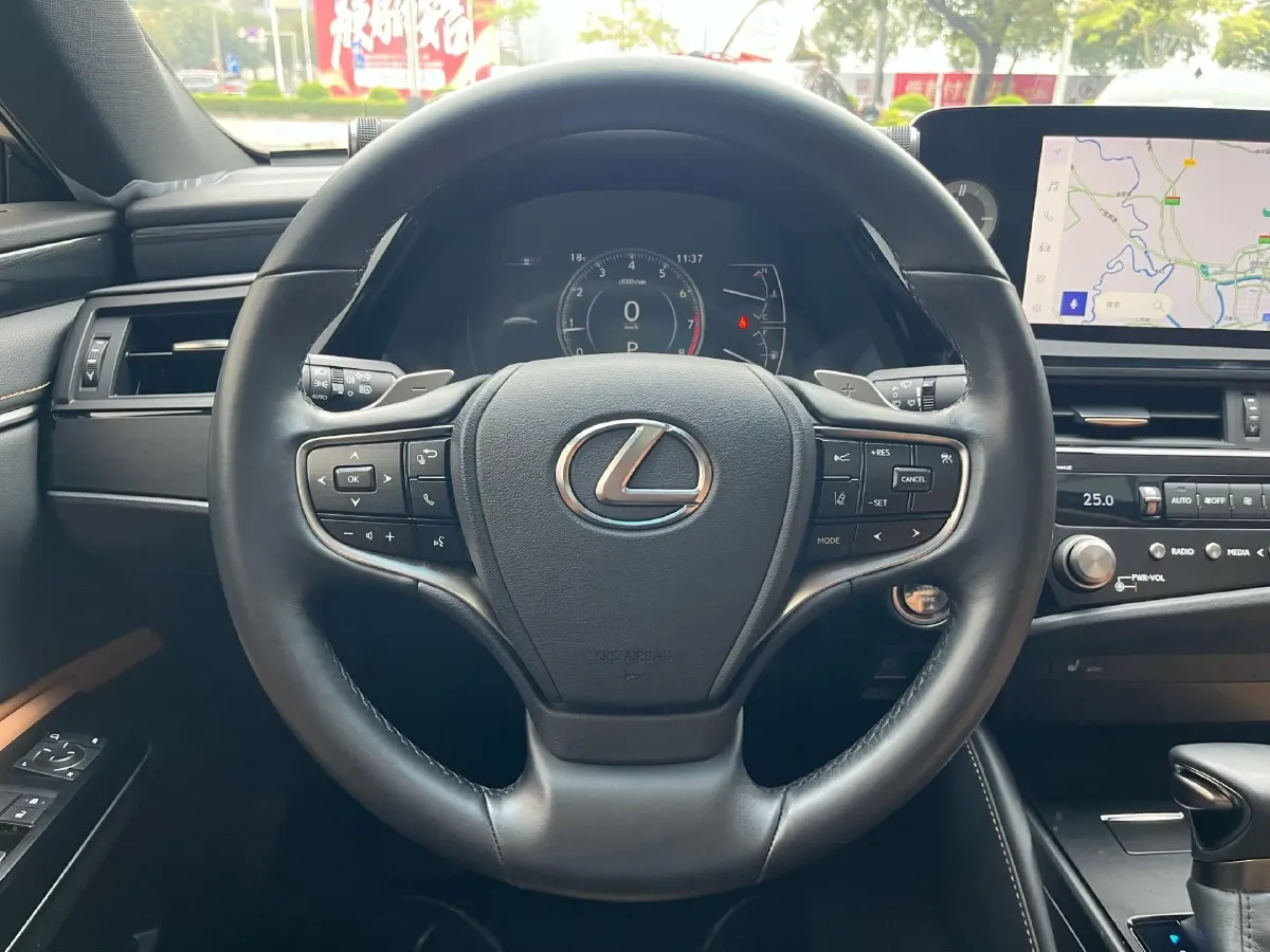 2023 Lexus ES 2.0L 173HP L4 CVT,autocango,china used car exporter,china ev exporter,chinese used car exporter,chinese used ev exporter