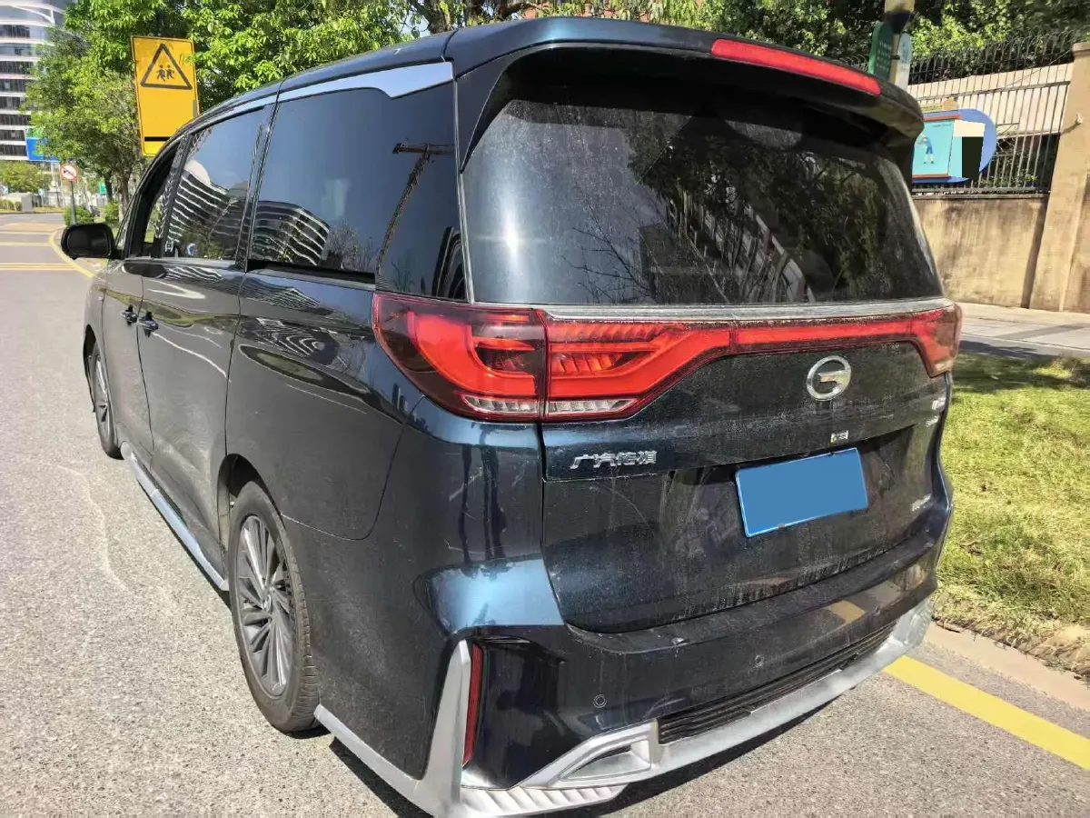 2021 GAC Trumpchi M8 2.0T 252HP L4 8AT,autocango,china used car exporter,china ev exporter,chinese used car exporter,chinese used ev exporter