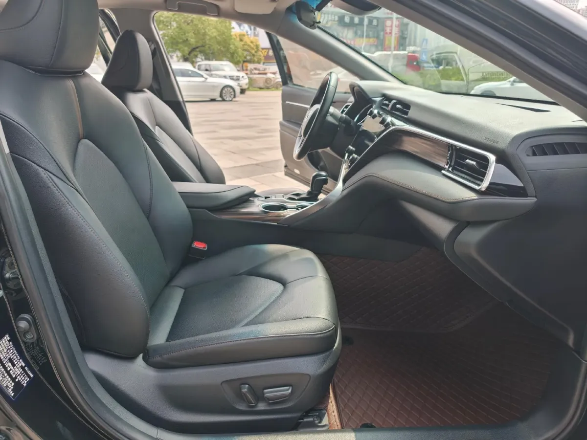 2019 Toyota Camry 2.0L 178HP L4 CVT,autocango,china used car exporter,china ev exporter,chinese used car exporter,chinese used ev exporter