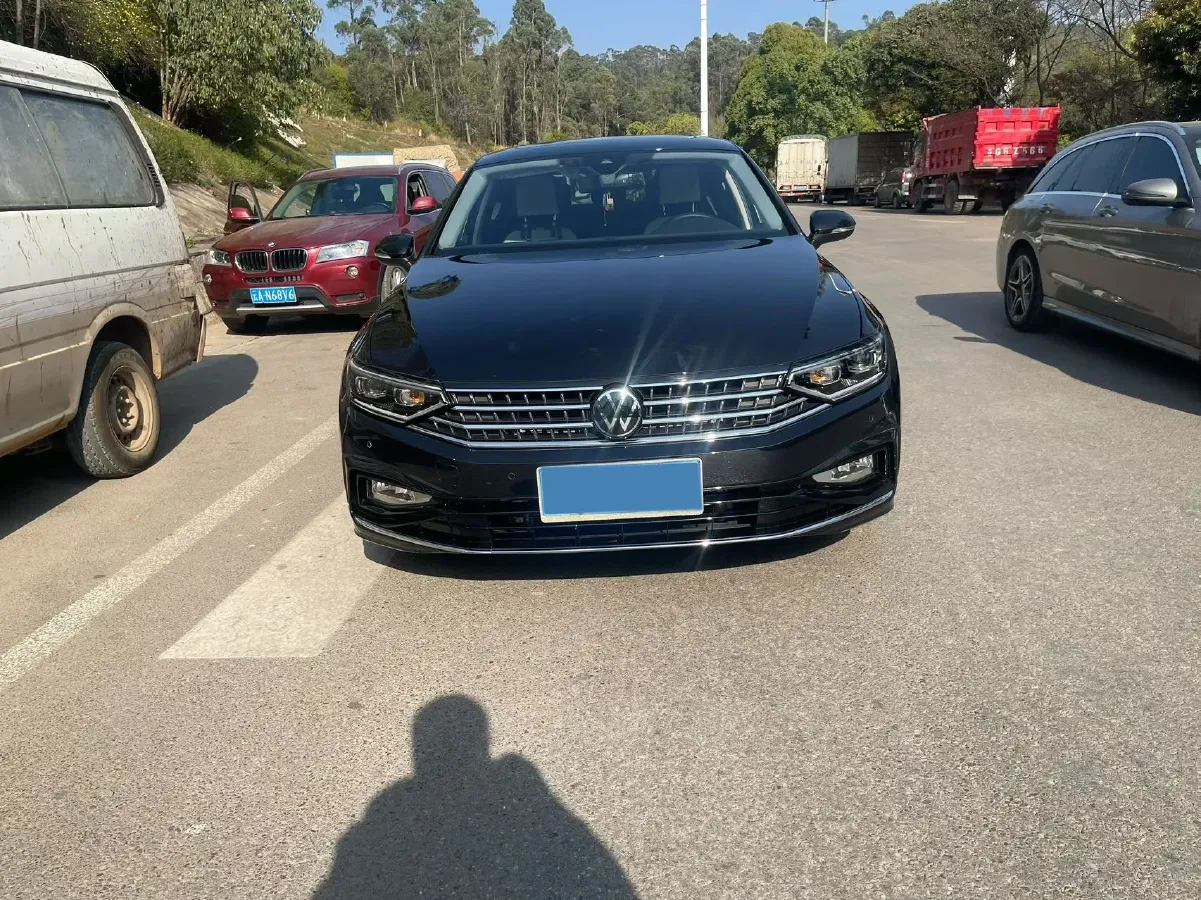 2023 Volkswagen Magotan 2.0T 186HP L4 7DCT,autocango,china used car exporter,china ev exporter,chinese used car exporter,chinese used ev exporter