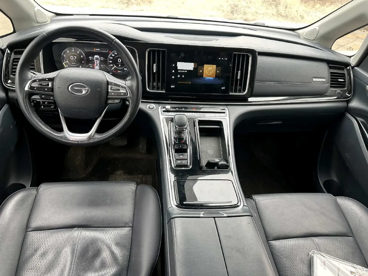 2021 GAC Trumpchi M8 2.0T 252HP L4 8AT,autocango,china used car exporter,china ev exporter,chinese used car exporter,chinese used ev exporter