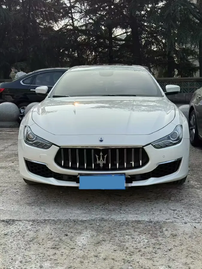 2022 Audi Q7 2.0T 245HP L4 8AT,autocango,china used car exporter,china ev exporter,chinese used car exporter,chinese used ev exporter