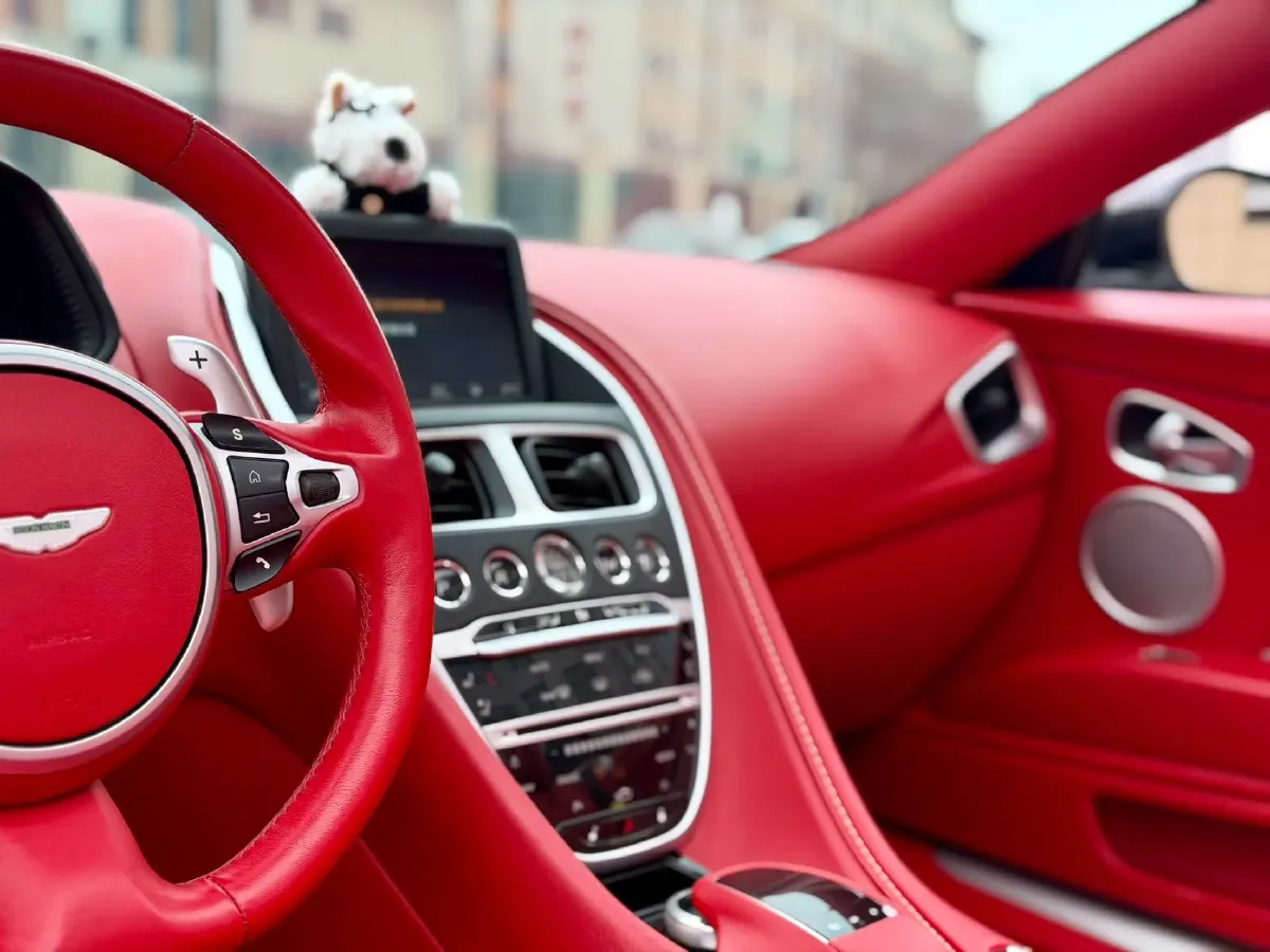 2019 Aston Martin DB11 4.0T 510HP V8 8AT,autocango,china used car exporter,china ev exporter,chinese used car exporter,chinese used ev exporter