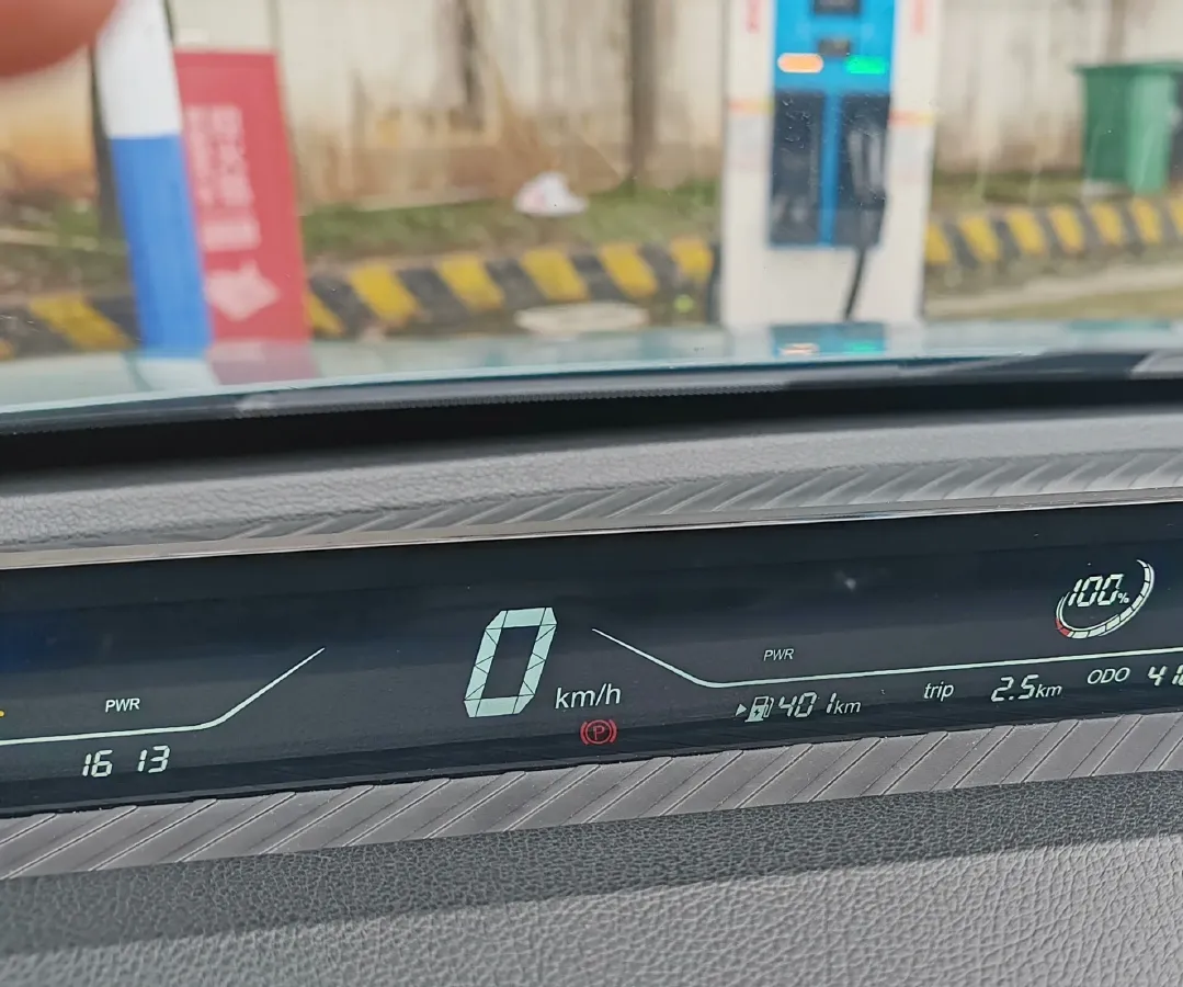 2022 ChangAn Oshan X7 Plus 1.5T 188HP L4 7DCT,autocango,china used car exporter,china ev exporter,chinese used car exporter,chinese used ev exporter