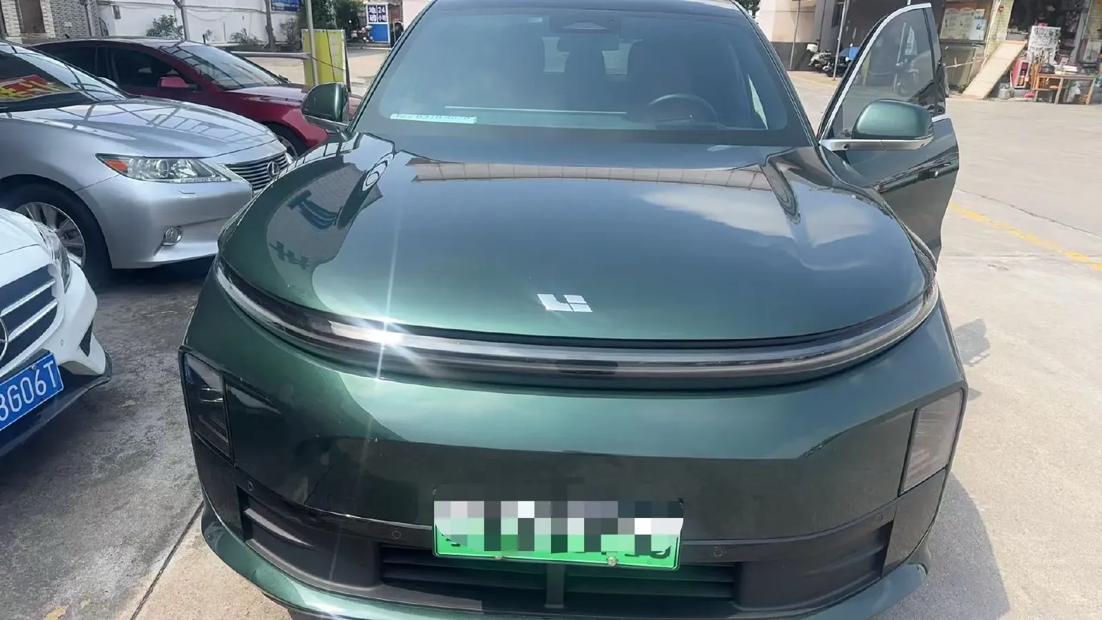 2024 Li L6 Range Extended 154HP L4 REEV 36.8KWH,autocango,china used car exporter,china ev exporter,chinese used car exporter,chinese used ev exporter