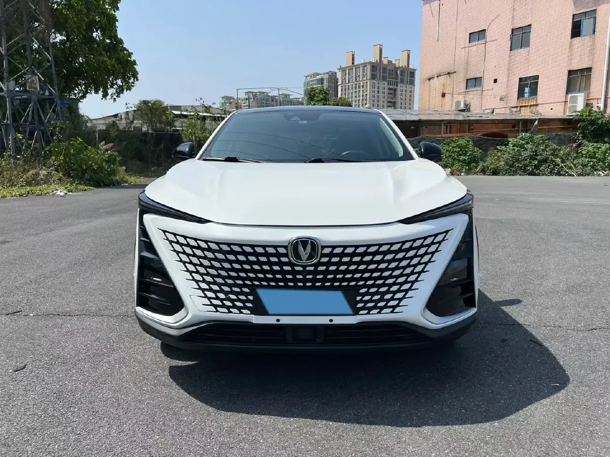 2020 ChangAn UNI-T 1.5T 180HP L4 7DCT,autocango,china used car exporter,china ev exporter,chinese used car exporter,chinese used ev exporter