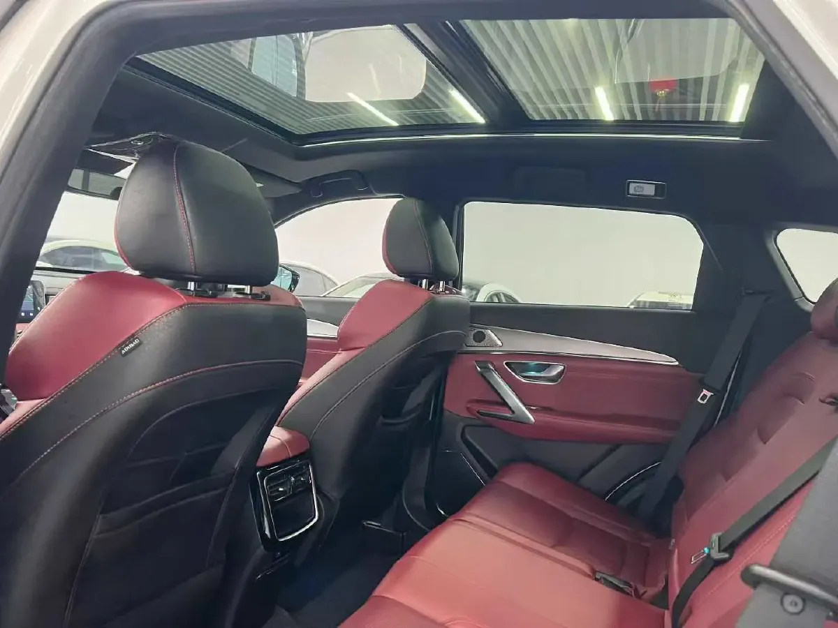 2021 Jetour X70 Plus 1.6T 197HP L4 7DCT,autocango,china used car exporter,china ev exporter,chinese used car exporter,chinese used ev exporter