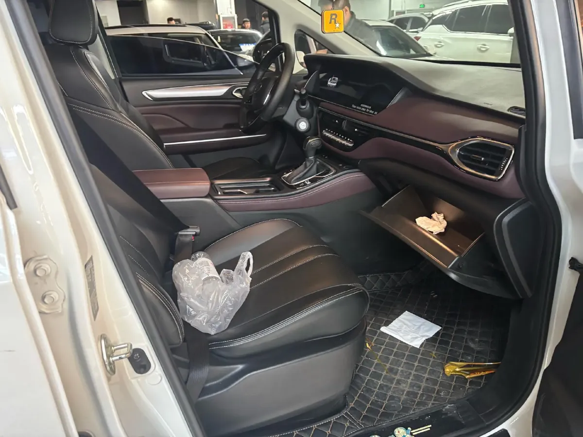 2021 GAC Trumpchi M6 1.5T 169HP L4 7DCT,autocango,china used car exporter,china ev exporter,chinese used car exporter,chinese used ev exporter