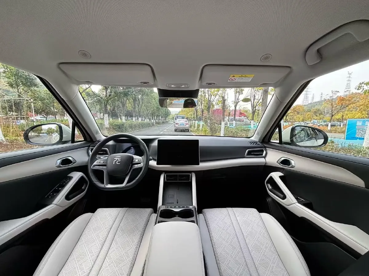 2025 BYD YuanUP BEV 45.12KWH,autocango,china used car exporter,china ev exporter,chinese used car exporter,chinese used ev exporter