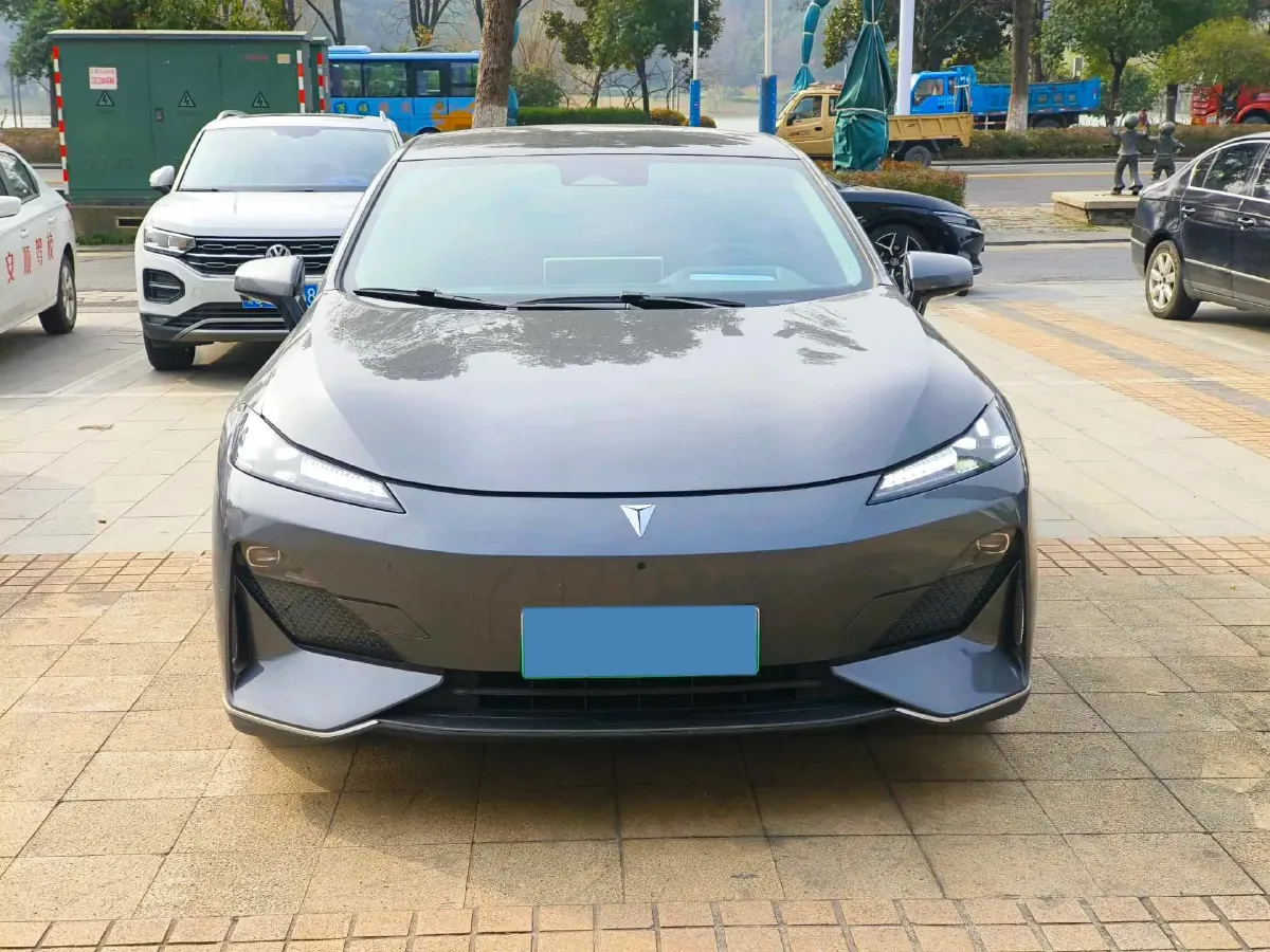 2022 DongFeng Forthing LingZhi EV BEV 68.4KWH,autocango,china used car exporter,china ev exporter,chinese used car exporter,chinese used ev exporter