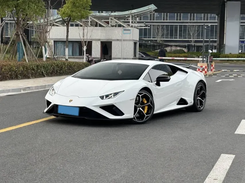 2020 Lamborghini Huracán 5.2L 611HP V10 7DCT,autocango,china used car exporter,china ev exporter,chinese used car exporter,chinese used ev exporter