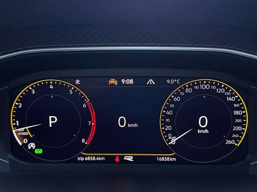 2024 Volkswagen Tiguan L 2.0T 220HP L4 7DCT,autocango,china used car exporter,china ev exporter,chinese used car exporter,chinese used ev exporter