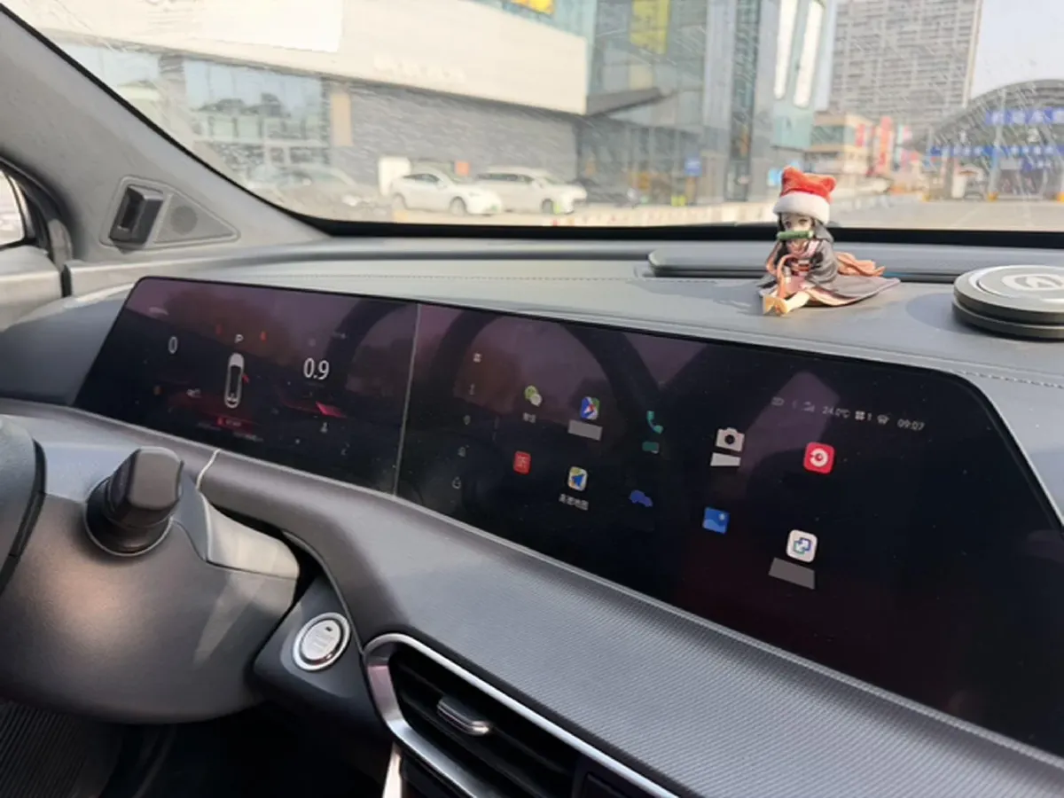 2020 ChangAn UNI-T 1.5T 180HP L4 7DCT,autocango,china used car exporter,china ev exporter,chinese used car exporter,chinese used ev exporter