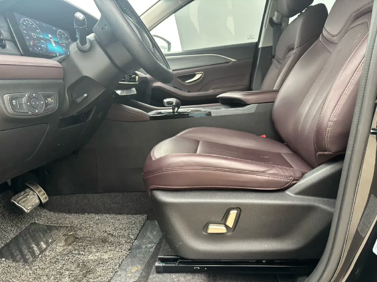 2024 Jetour X90 Plus 1.6T 197HP L4 7DCT,autocango,china used car exporter,china ev exporter,chinese used car exporter,chinese used ev exporter