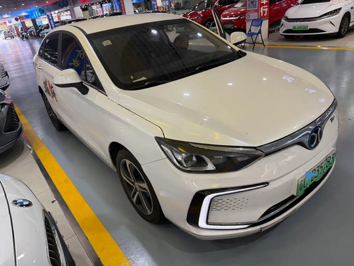 2018 BeiJing Auto EU5 BEV 53.66KWH,autocango,china used car exporter,china ev exporter,chinese used car exporter,chinese used ev exporter