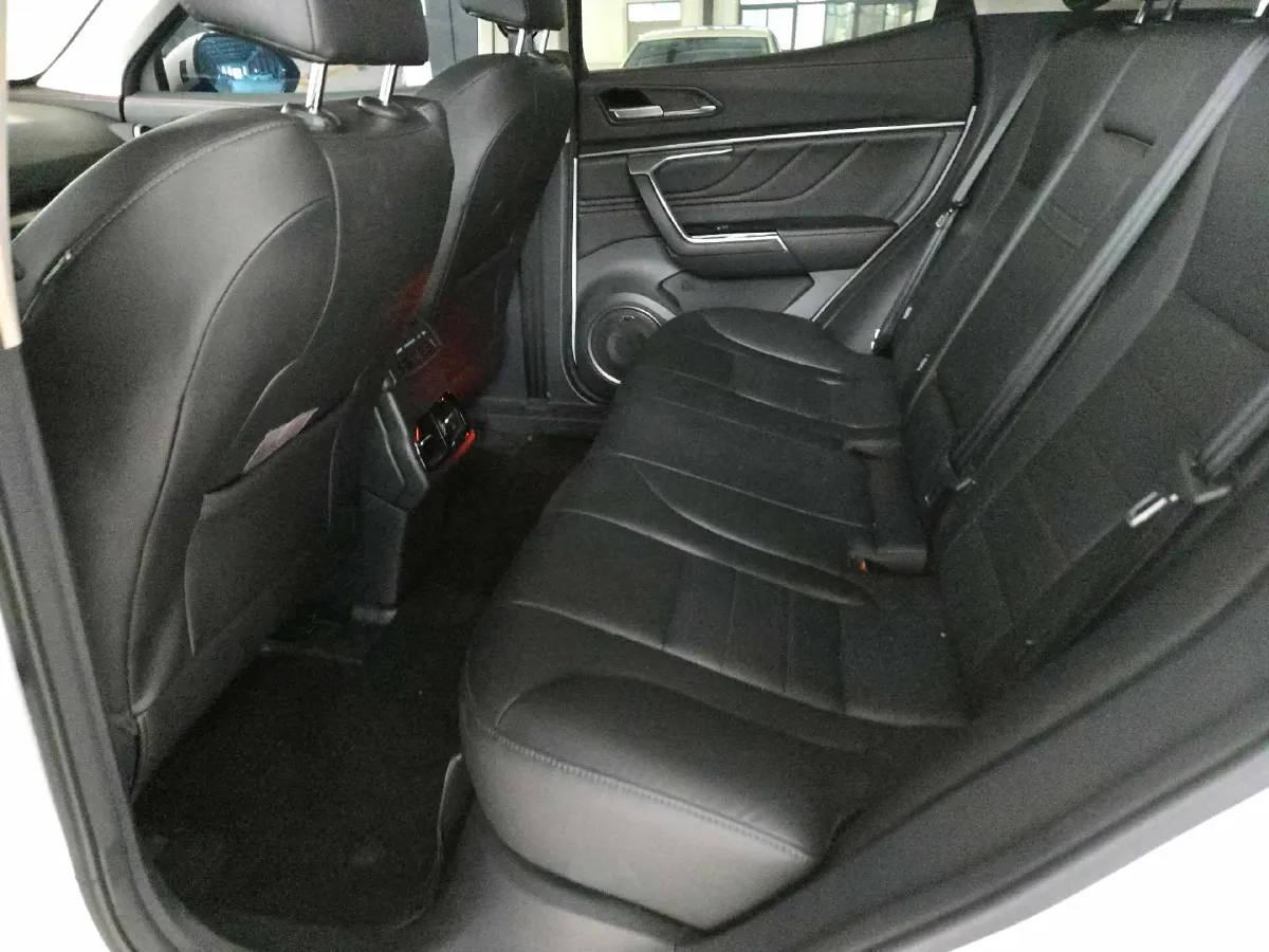 2017 WEY VV5 2.0T 197HP L4 7DCT,autocango,china used car exporter,china ev exporter,chinese used car exporter,chinese used ev exporter