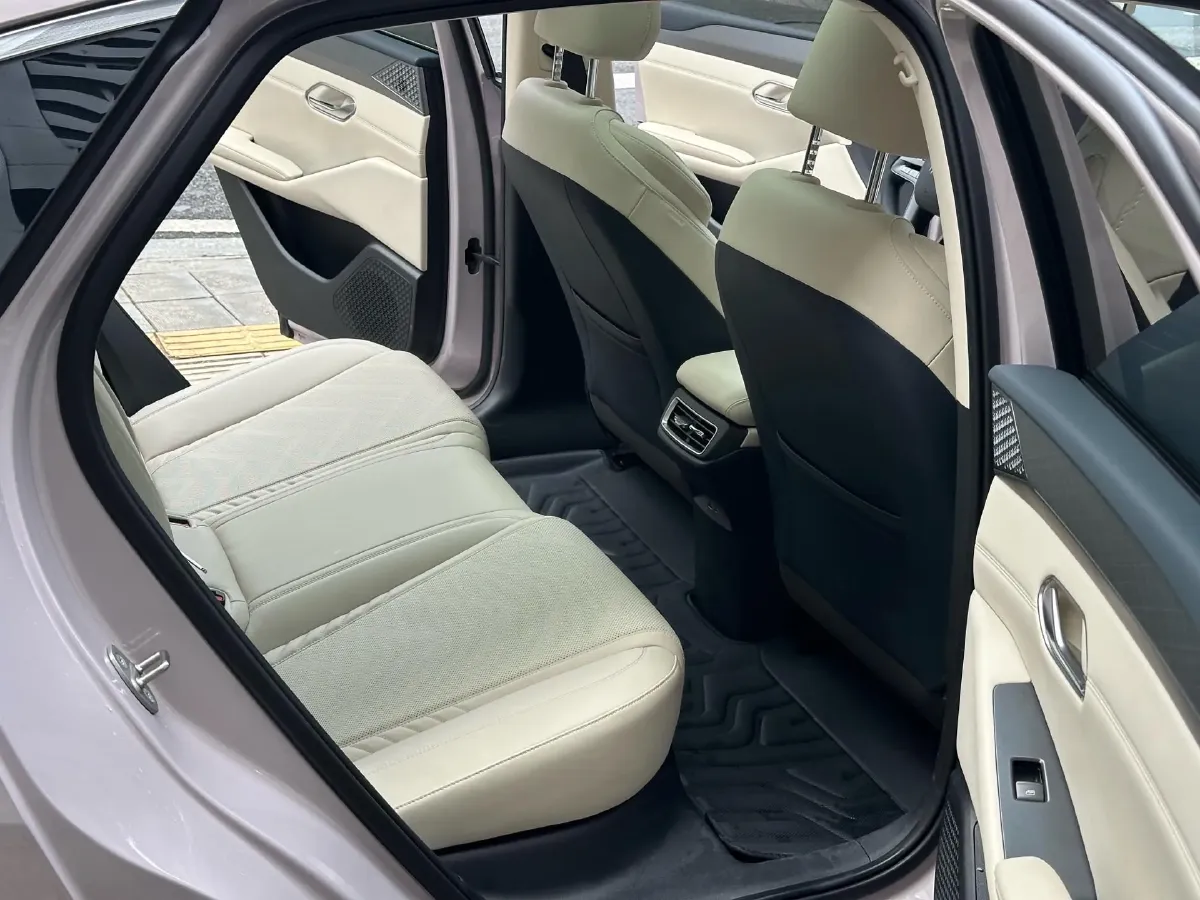 2025 BYD QinL BEV,autocango,china used car exporter,china ev exporter,chinese used car exporter,chinese used ev exporter