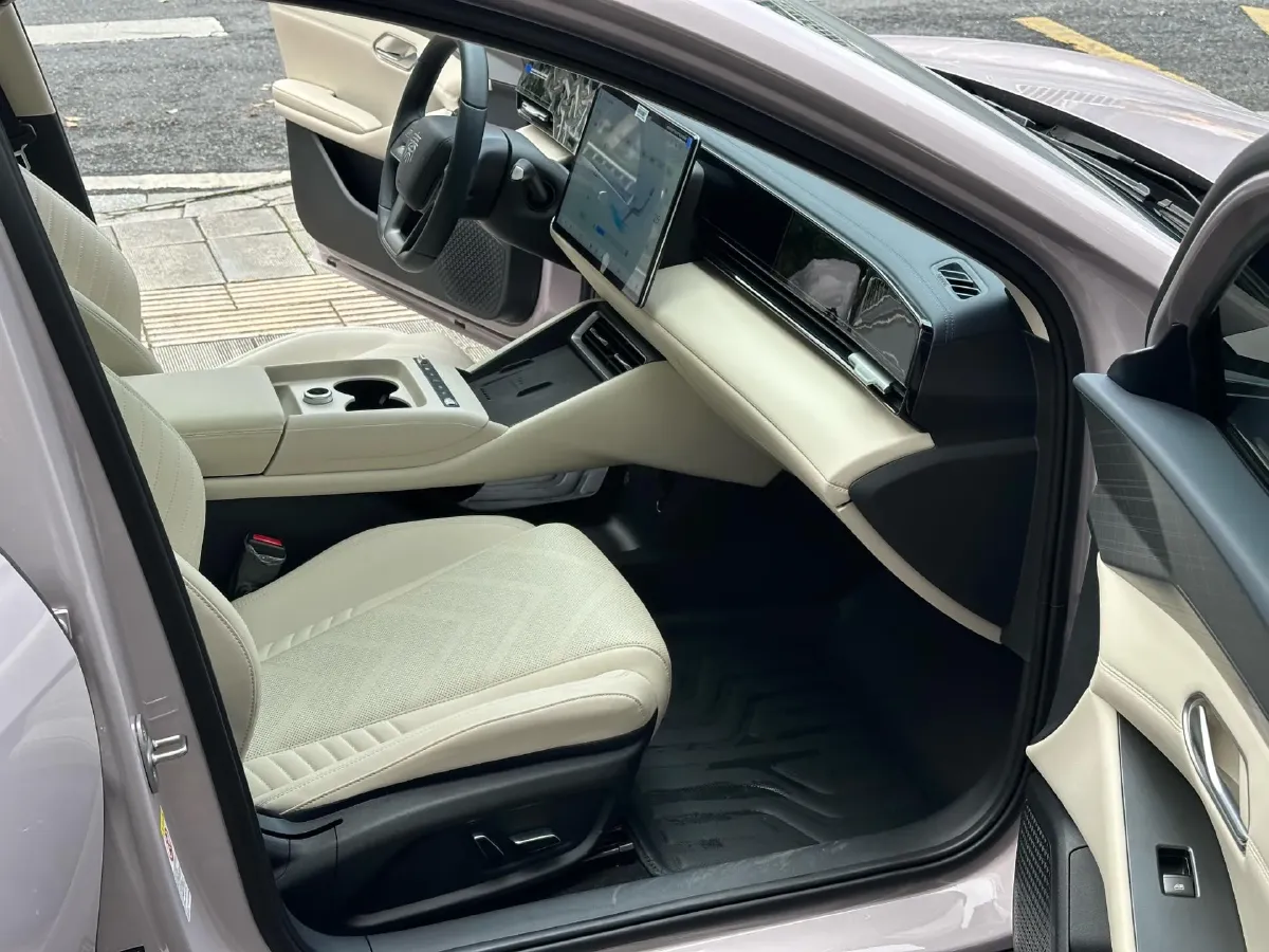 2025 BYD QinL BEV,autocango,china used car exporter,china ev exporter,chinese used car exporter,chinese used ev exporter