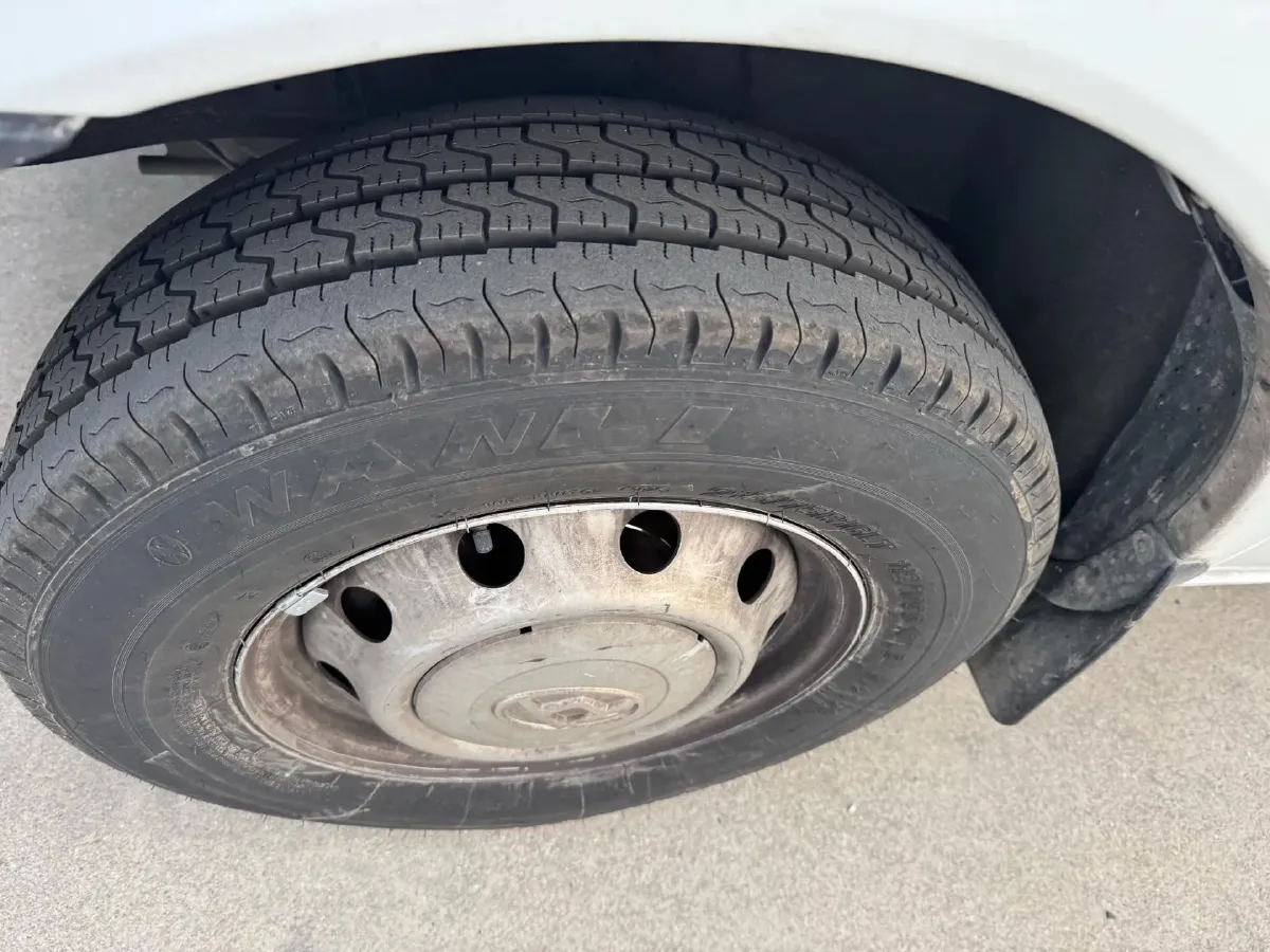 2020 MAXUS XinTu V80 2.5T 136HP L4 6MT,autocango,china used car exporter,china ev exporter,chinese used car exporter,chinese used ev exporter