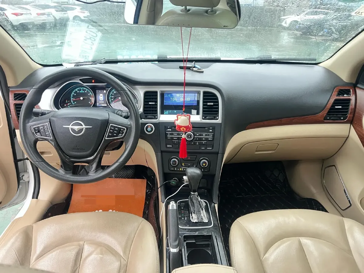 2015 HaiMa M8 1.8T 188HP L4 6AT,autocango,china used car exporter,china ev exporter,chinese used car exporter,chinese used ev exporter