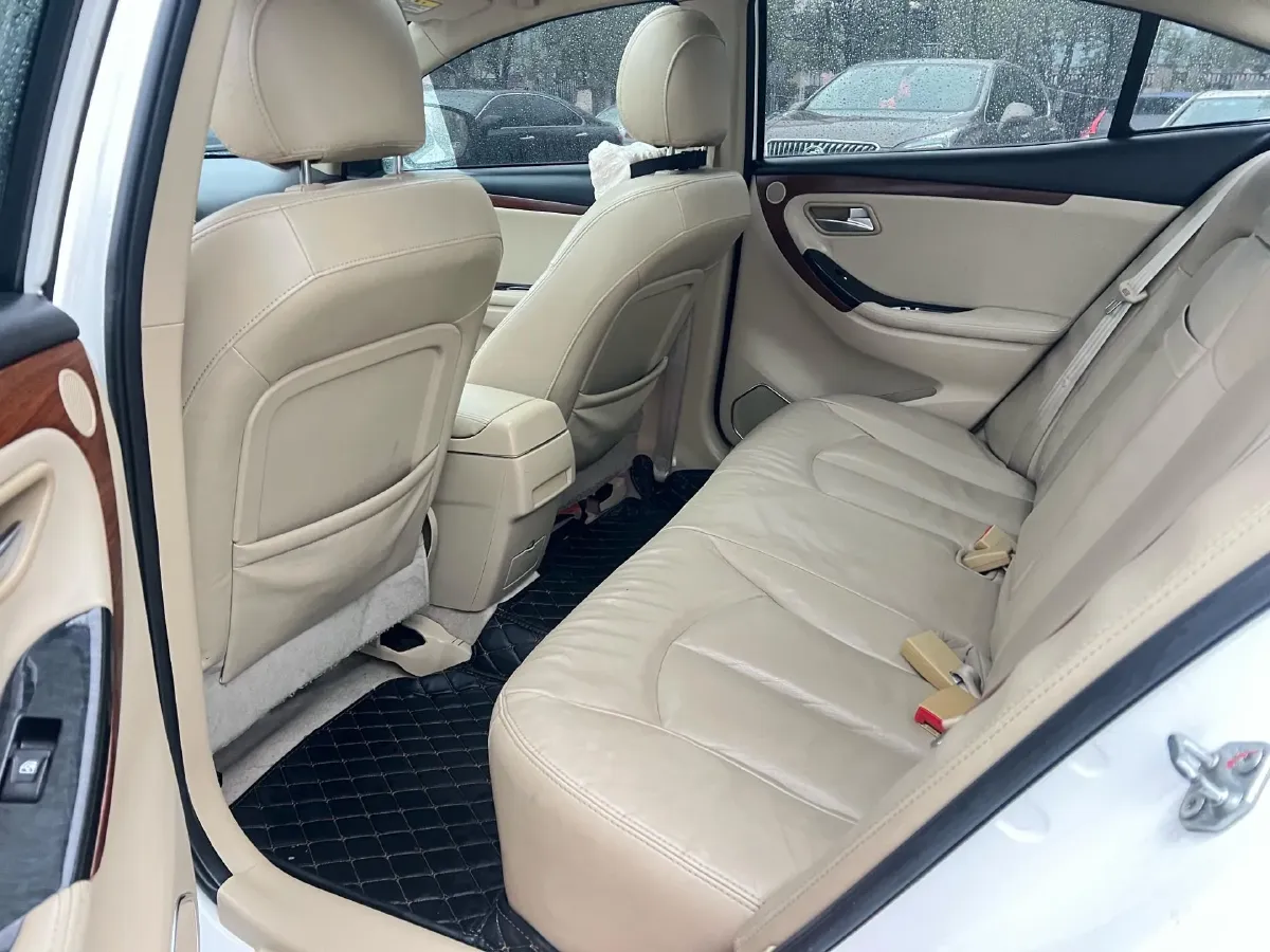 2015 HaiMa M8 1.8T 188HP L4 6AT,autocango,china used car exporter,china ev exporter,chinese used car exporter,chinese used ev exporter