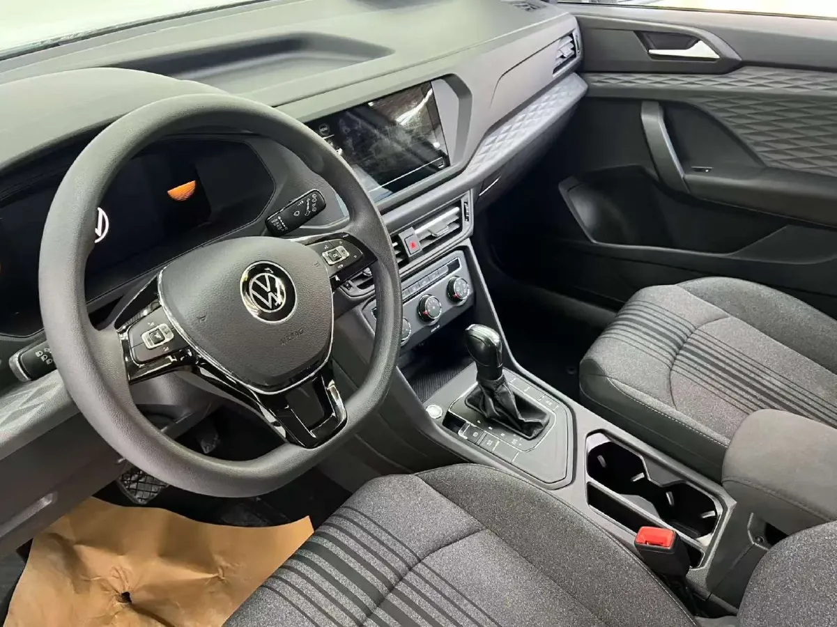 2021 Volkswagen Tharu 1.4T 150HP L4 7DCT,autocango,china used car exporter,china ev exporter,chinese used car exporter,chinese used ev exporter