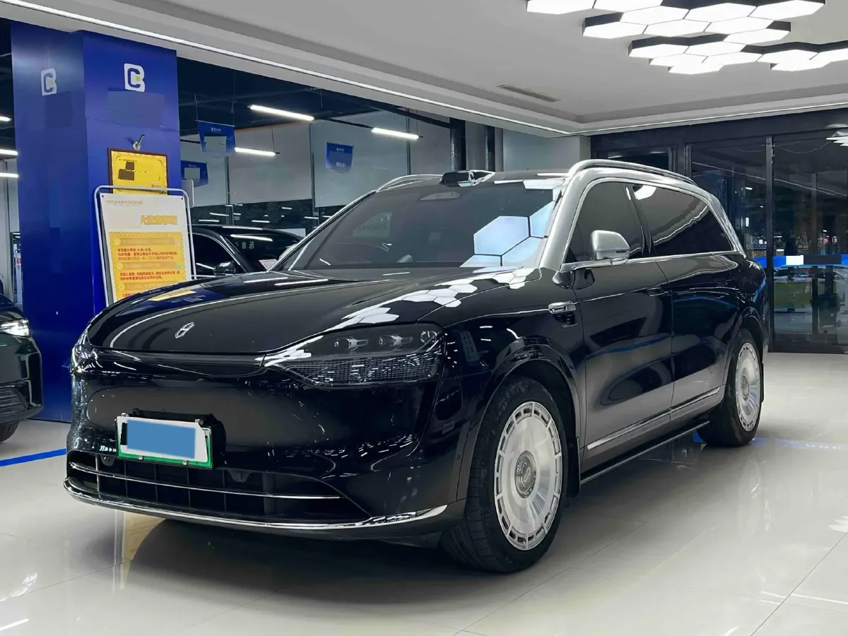 2025 AITO AITO M9 REEV 160HP REEV 52KWH,autocango,china used car exporter,china ev exporter,chinese used car exporter,chinese used ev exporter