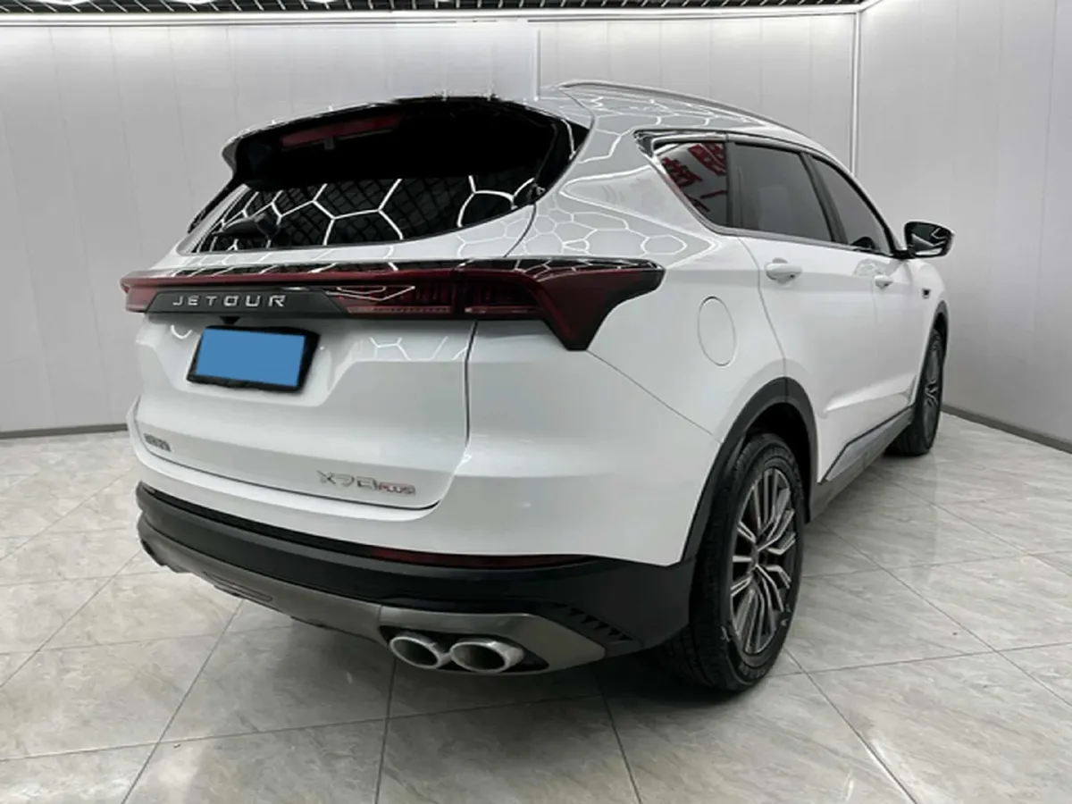 2023 ChangAn Oshan X7 Plus 1.5T 188HP L4 7DCT,autocango,china used car exporter,china ev exporter,chinese used car exporter,chinese used ev exporter