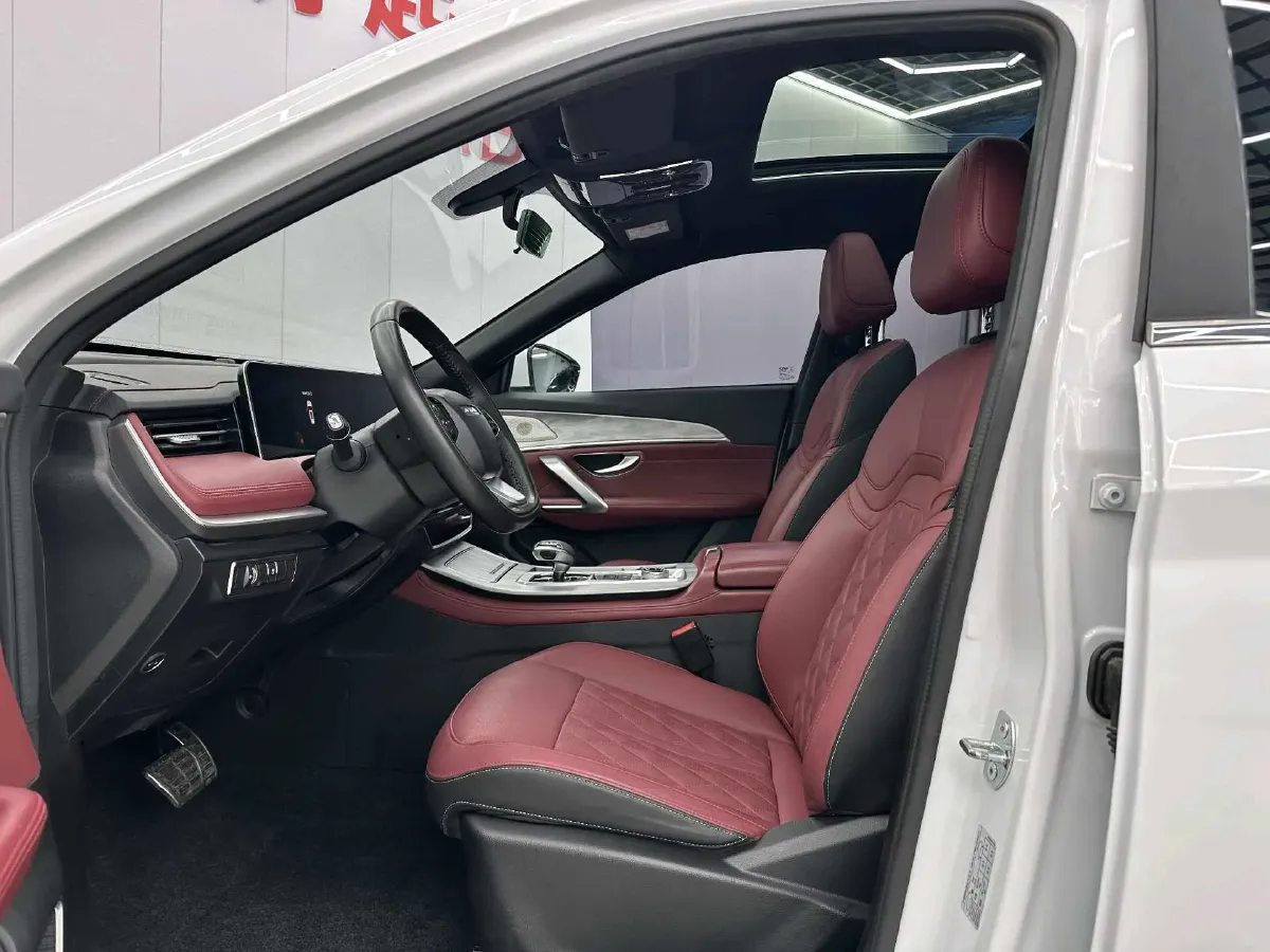 2023 ChangAn Oshan X7 Plus 1.5T 188HP L4 7DCT,autocango,china used car exporter,china ev exporter,chinese used car exporter,chinese used ev exporter